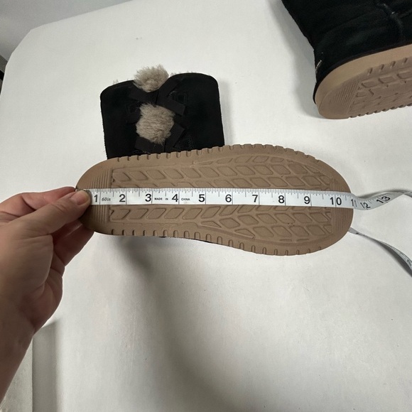 Koolaburra by UGG Victoria Tall Boots - Picture 12 of 15